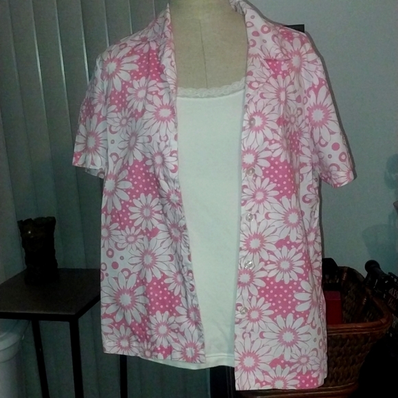 Blair Tops - Button-down flowered shirt